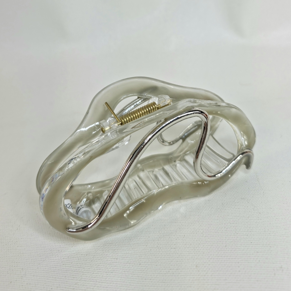 Free People Mason Claw Clip Clear Silver Wave Hair Accessory 4.5" NWT
